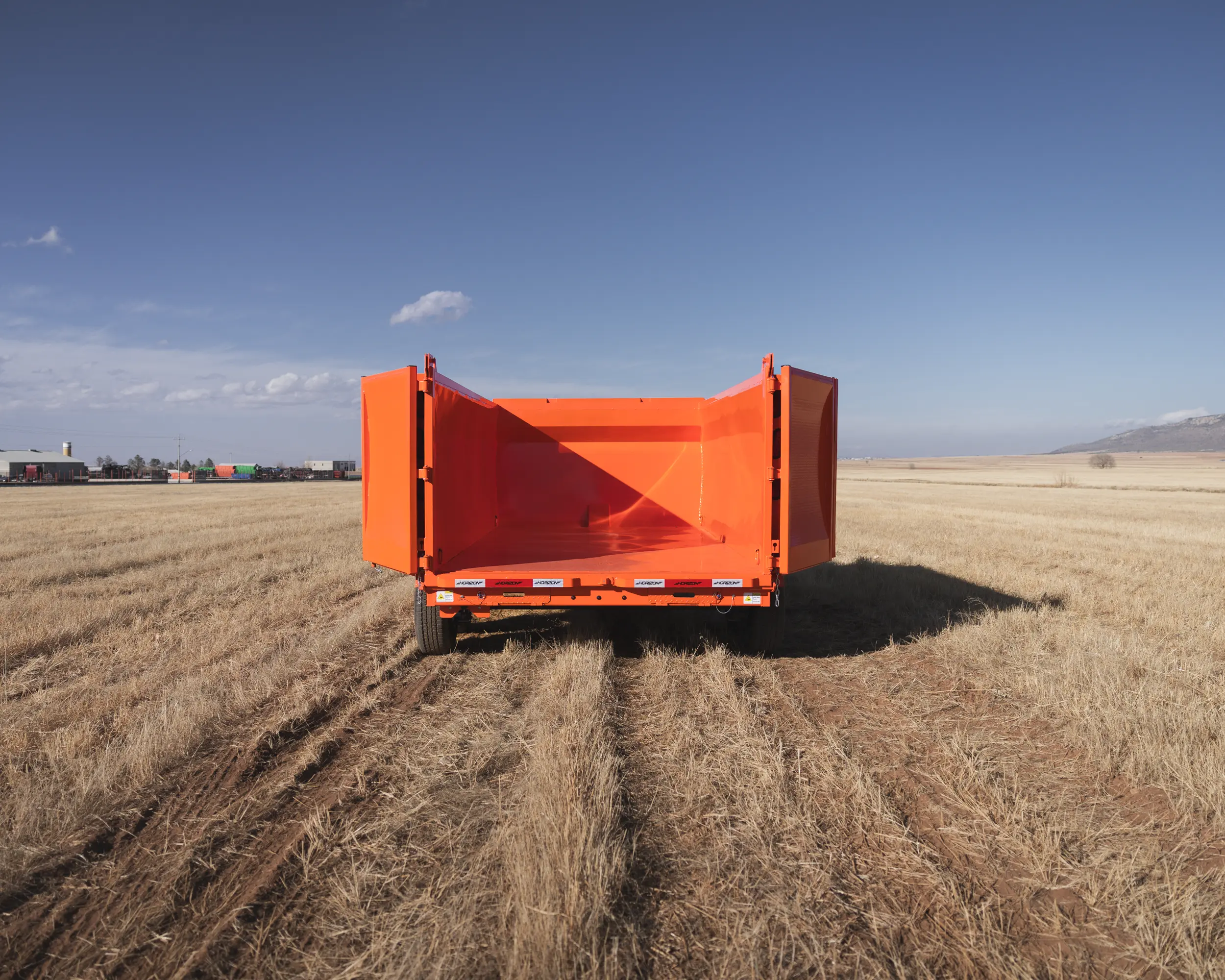horizon trailers img